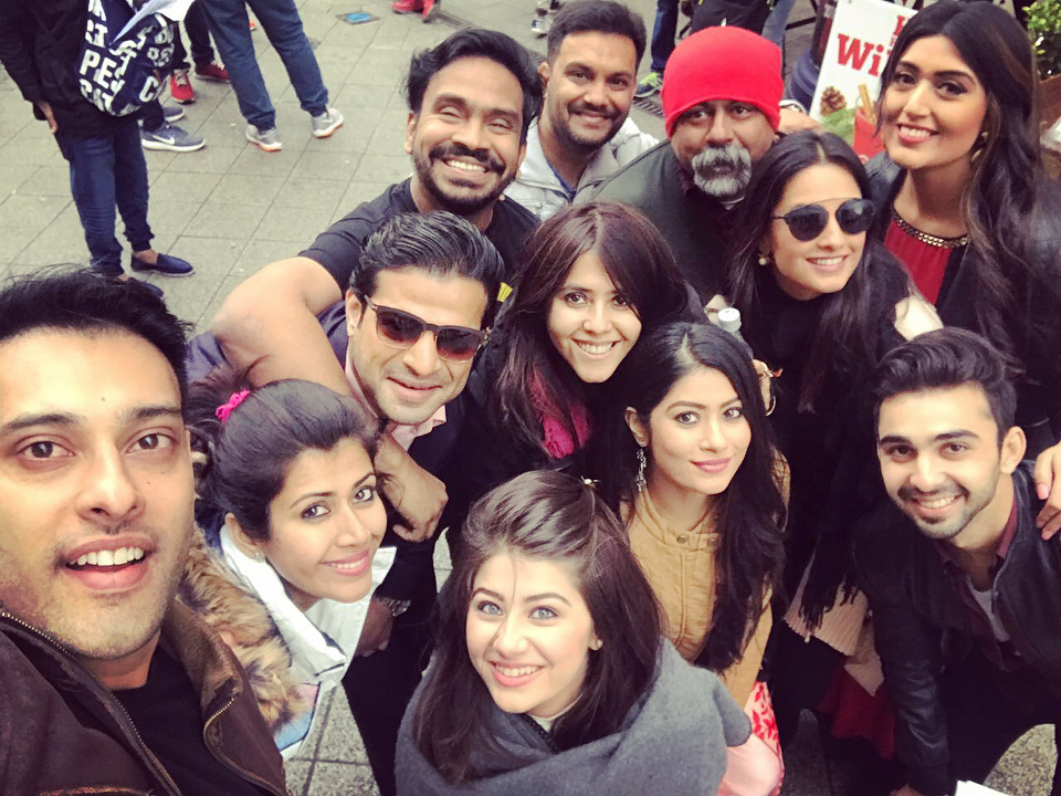 Mohabbatein yeh cast hai The cast Mohabbatein yeh cast hai 'Yeh Hai