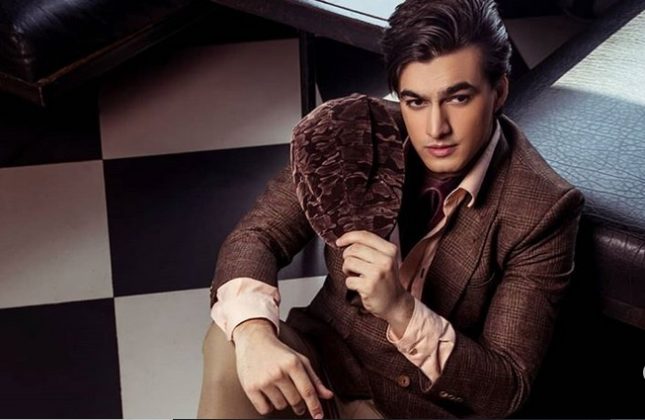 Mohsin Khan Goes Retro! - Highlights The Mannerisms Of Raj Kapoor