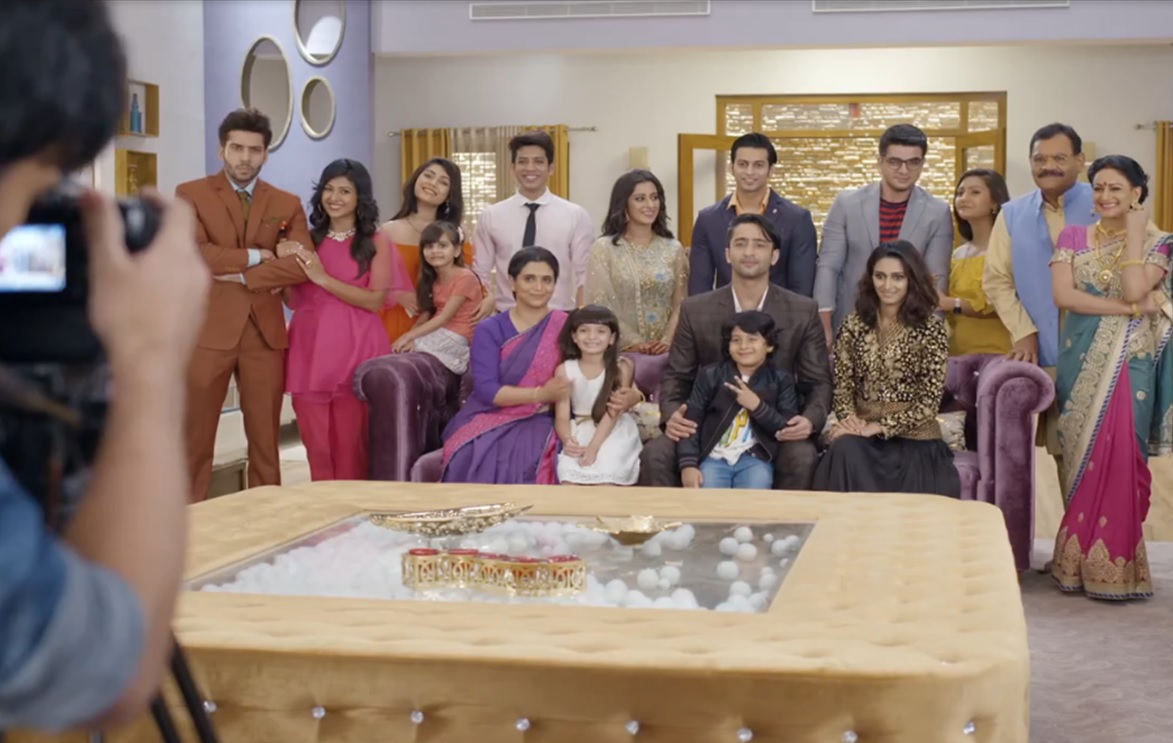 Kuch Rang Pyar Ke Aise Bhi